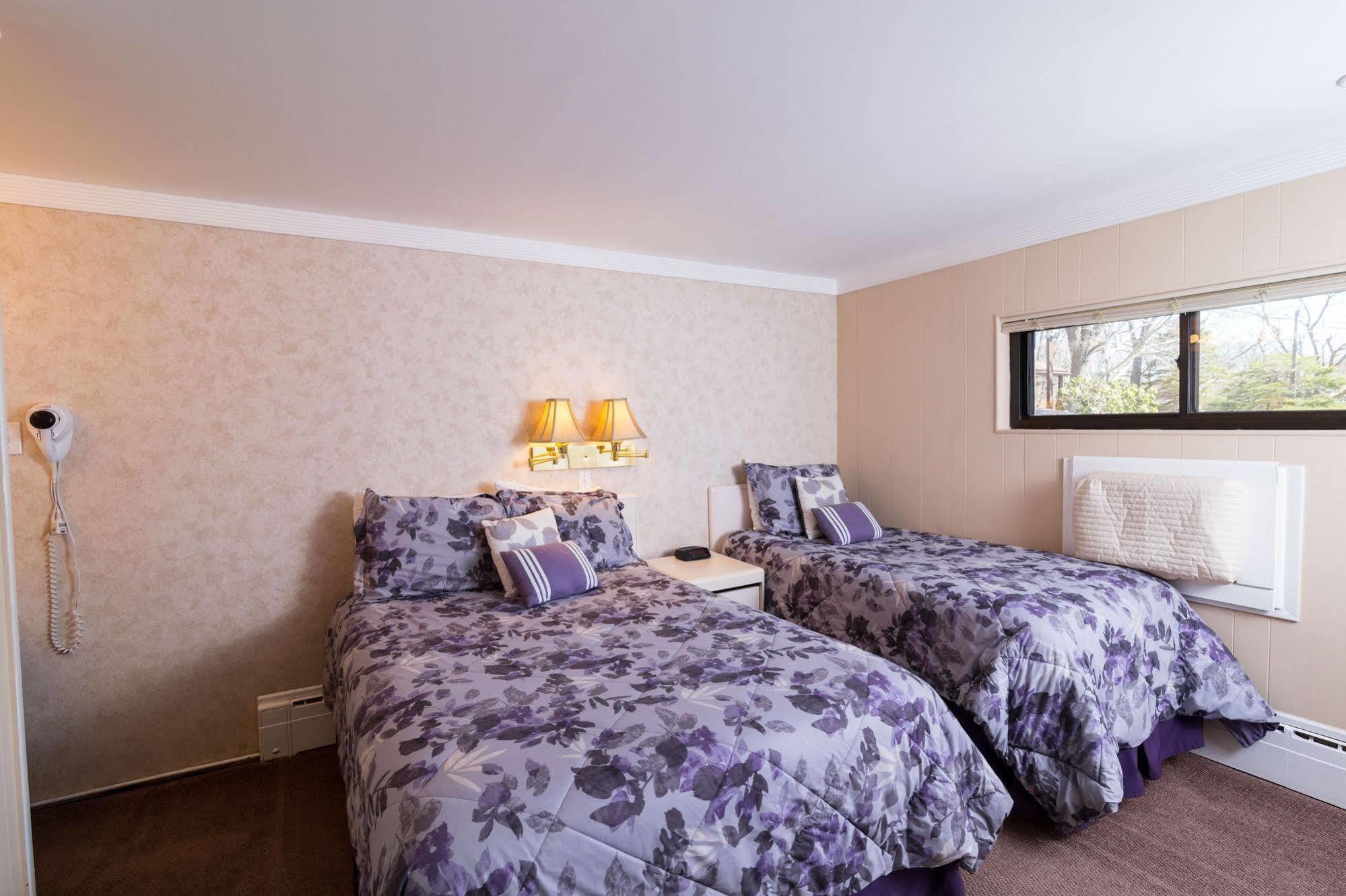 Lake Harmony Inn Ngoại thất bức ảnh