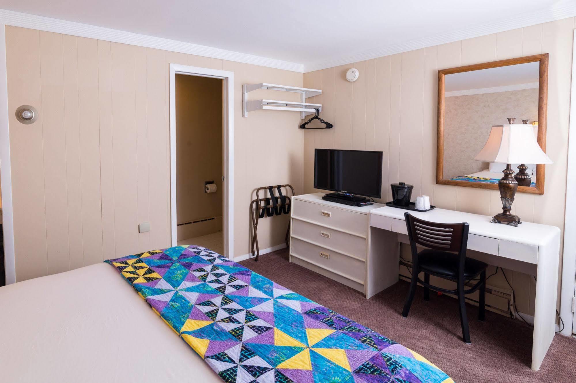 Lake Harmony Inn Ngoại thất bức ảnh